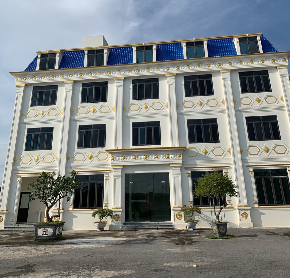 Bàn giao thang máy đi vào sử dụng tại HTX cửa khẩu Kalong Móng Cái