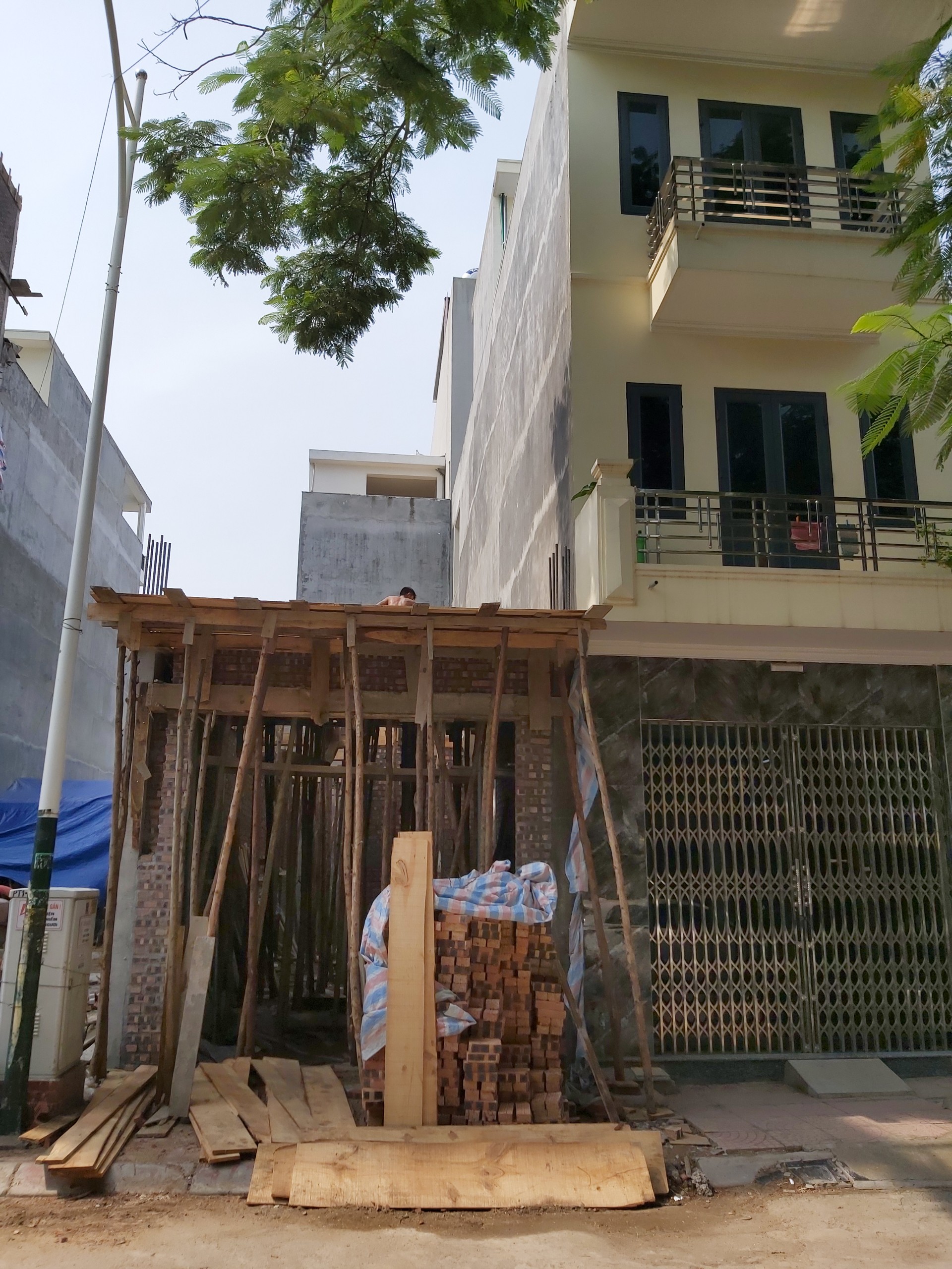 Tư vấn xây dựng hố thang tại Thế Lữ, Hồng Bàng, Hải Phòng