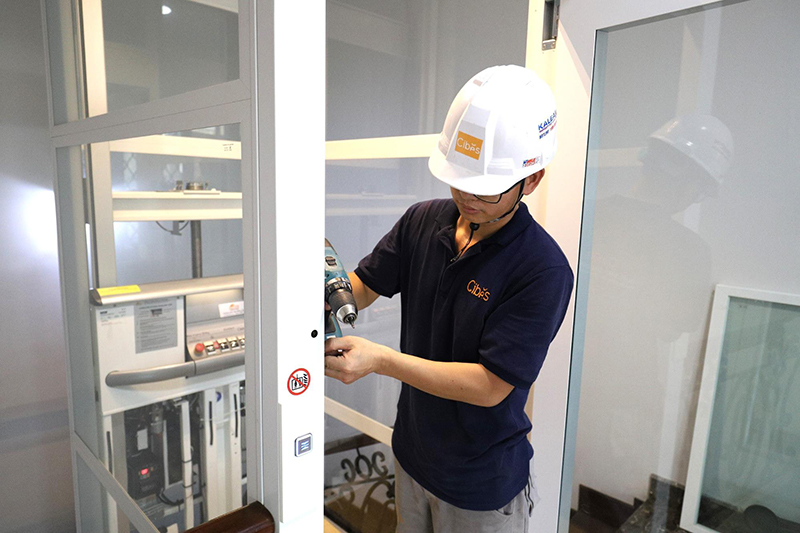 Thợ sửa thang máy chuyên nghiệp tại Hưng Yên