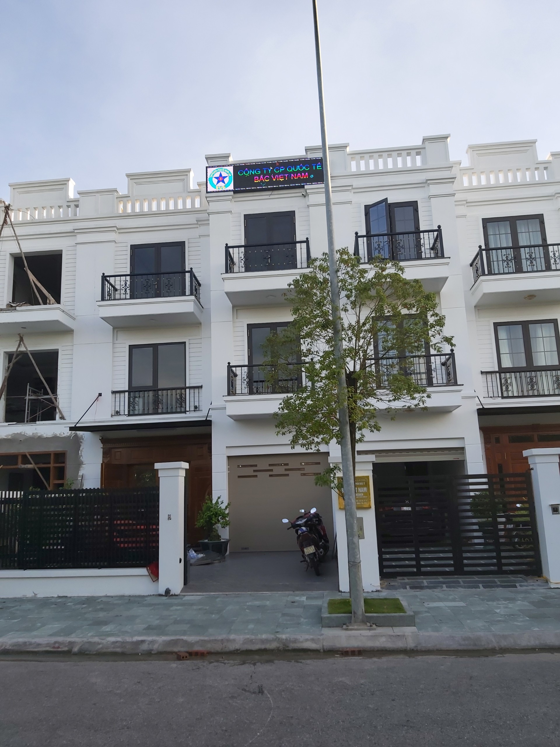 Khảo sát, tư vấn cải tạo lắp thang máy gia đình Thủy Nguyên Hải Phòng